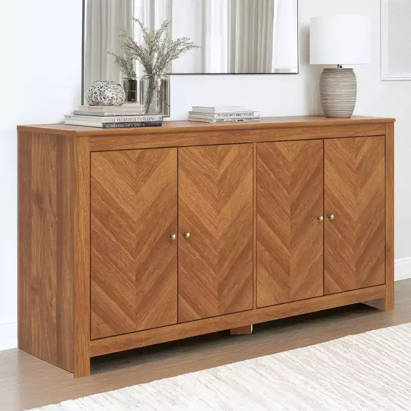 Bahut de rangement à 4 portes Chevron en Noyer Ambre, étagères réglables, 58,4"L x 15,7"P x 30"H